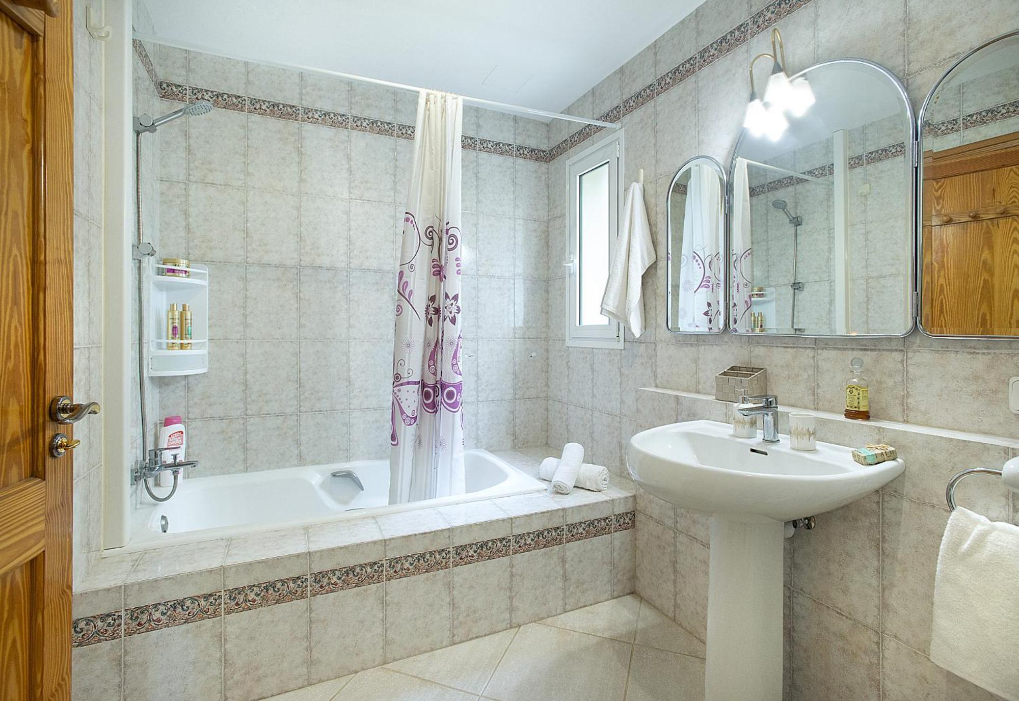 Owl Booking Villa Laura - 8 Min Walk To The Beach Порт де Пойенса Екстериор снимка